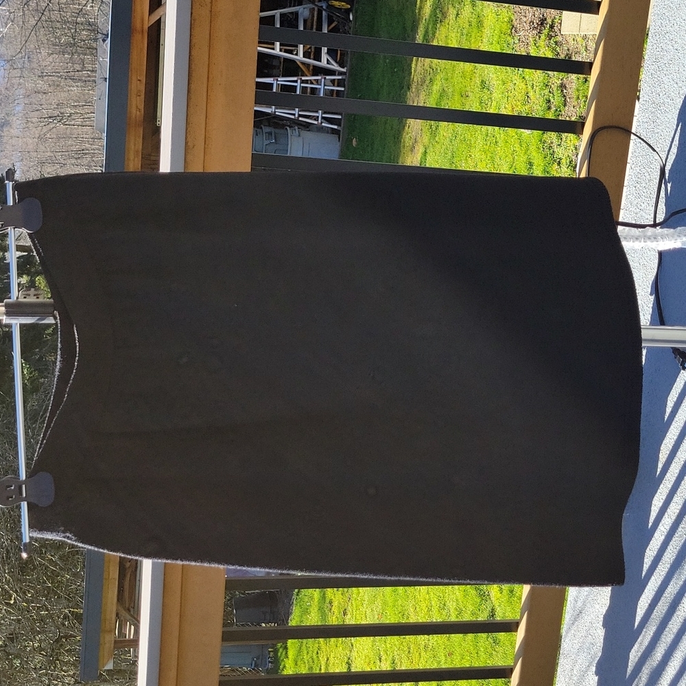 St. John Collection Santana Black Knit Skirt Size 14